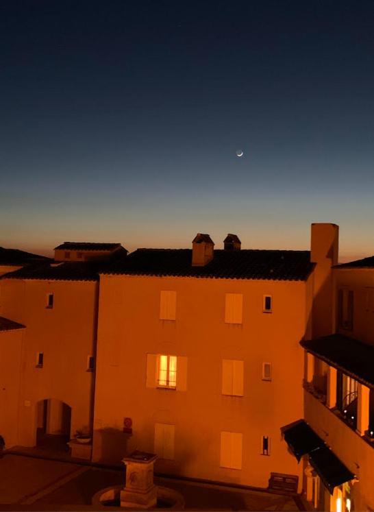 Appartement Clim & Piscine Sur Golf Pont-Royal Eksteriør bilde
