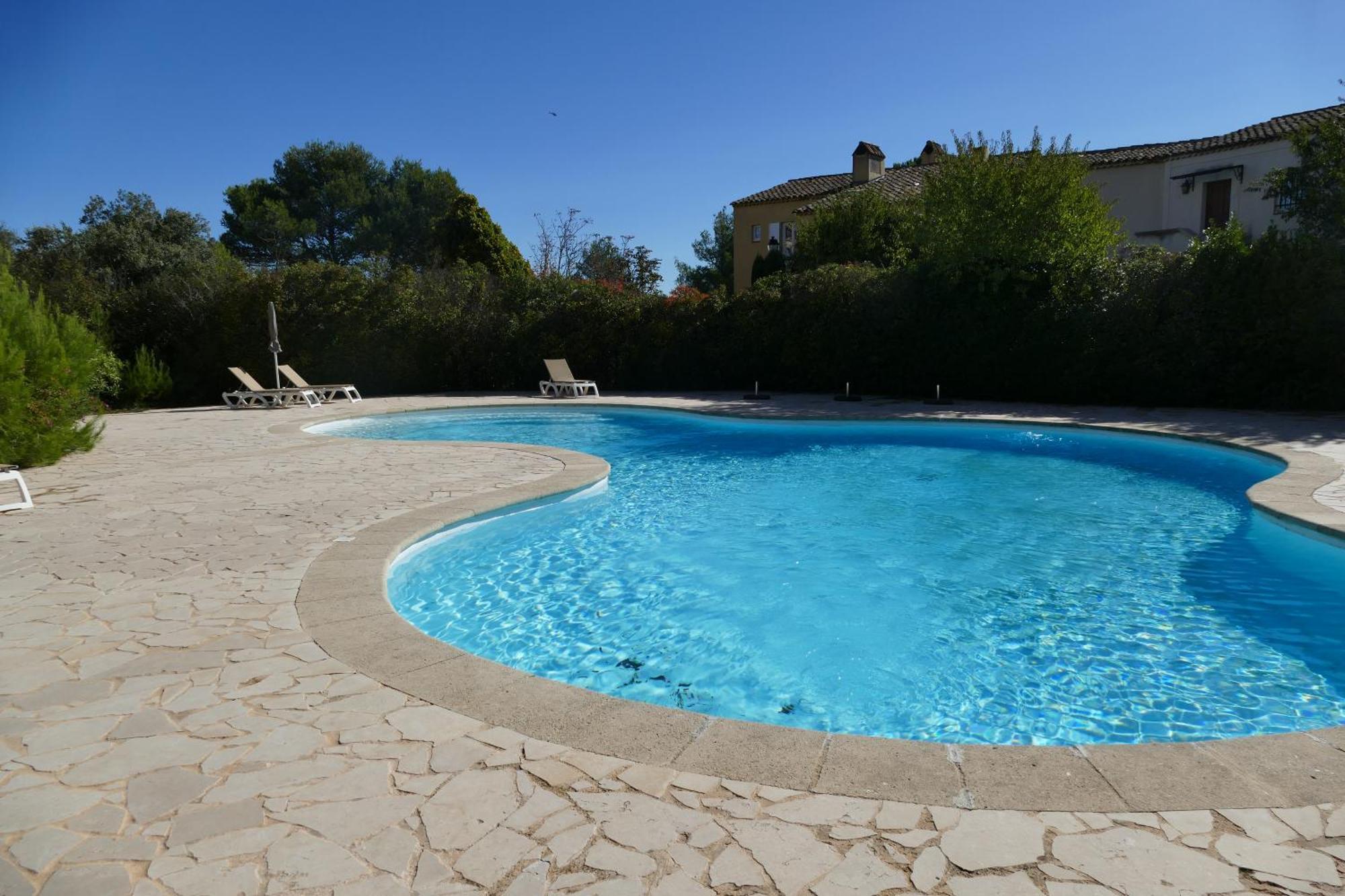 Appartement Clim & Piscine Sur Golf Pont-Royal Eksteriør bilde